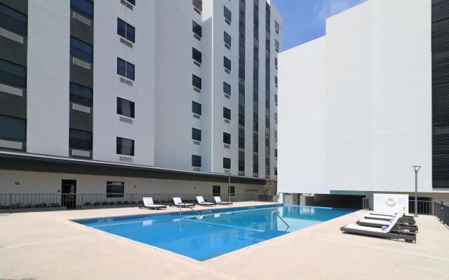 Holiday Inn Hotel And Suites Monterrey Apodaca Zona Airport by IHG