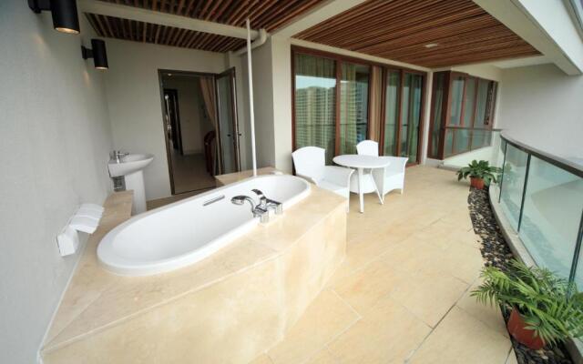 Hainan Qinheyuan Adult Year Club Aparthotel
