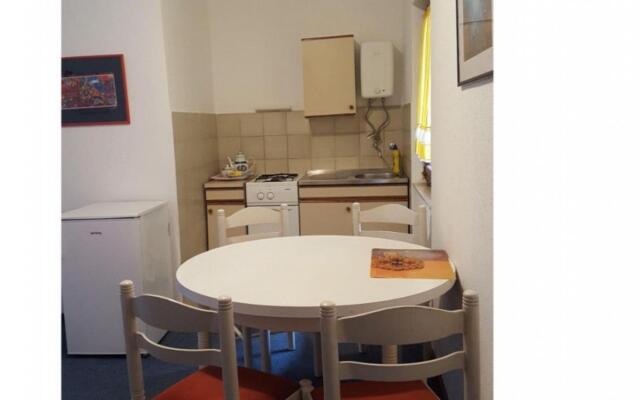 Maja  - affordable with parking - A2-Lukrecija(2+2)