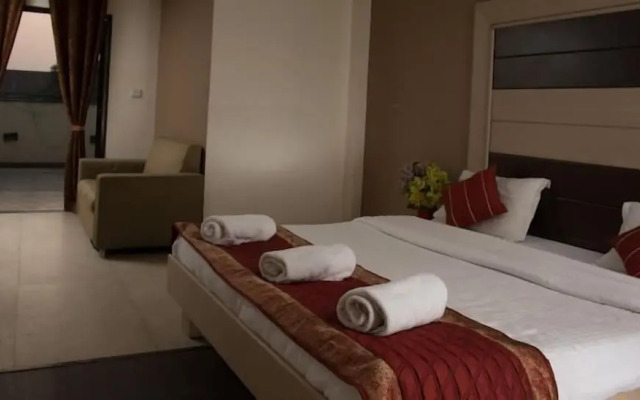 Pacific Inn Huda City Center