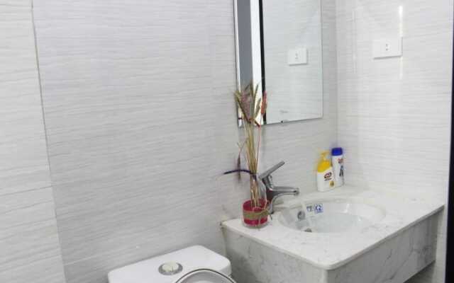 Vuon Hong Hotel & Apartments