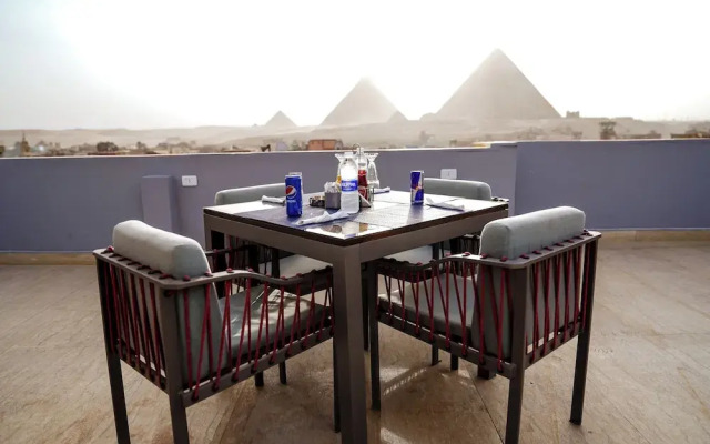 Pyramids Hotel