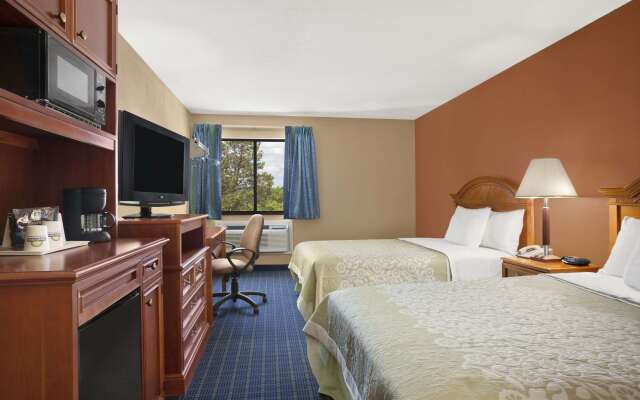 Days Inn by Wyndham Middletown