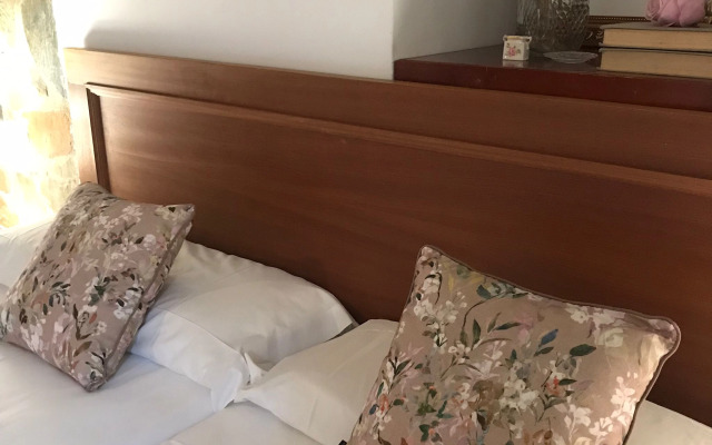 LEON DORMIDO Room & Apartments