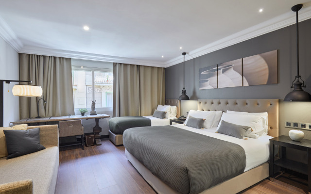 Hotel Cortes Rambla