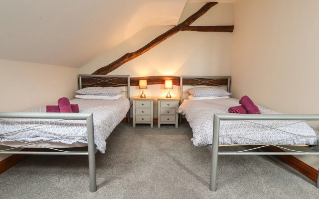 Ingleborough Barn