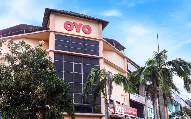 Super OYO 828 Comfort Hotel Shah Alam