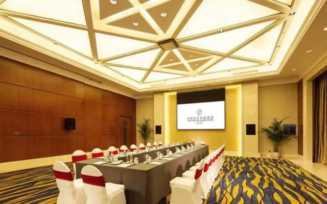 Royal Oriental Garden Hotel