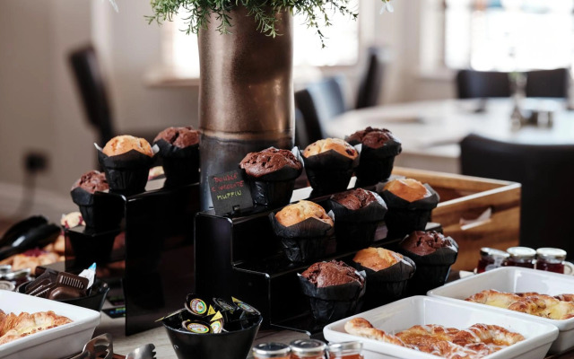 Linton Lodge Hotel, BW Signature Collection