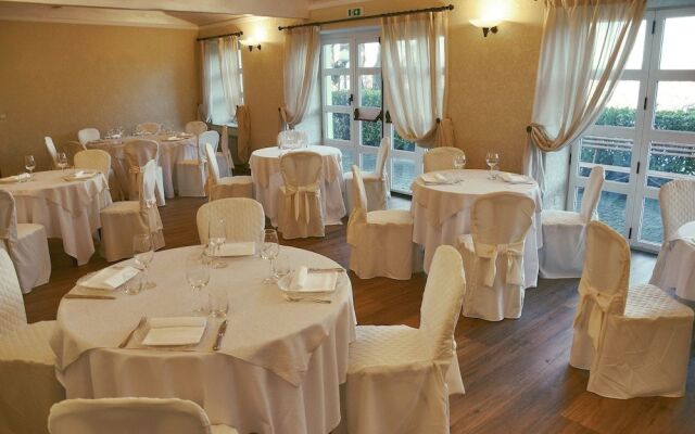 Hotel Villa Conte Riccardi