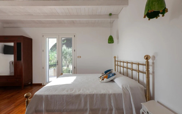 Sunny House Trilo with Pool