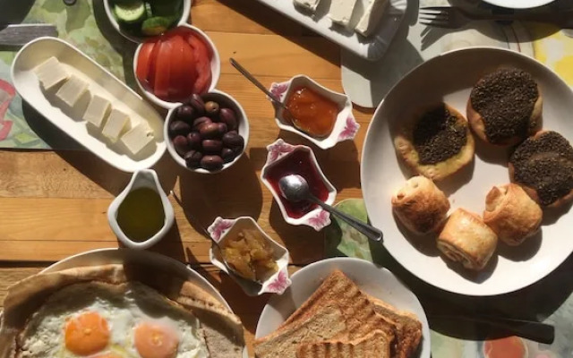 Beit El Kroum Boutique Hotel