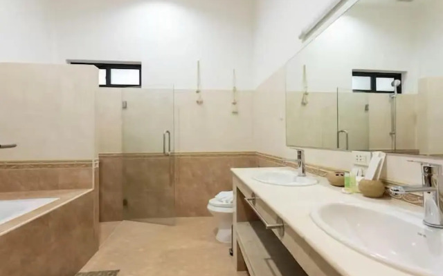 Tim buktu 4BR Jacuzzi WalkVillaMarket170
