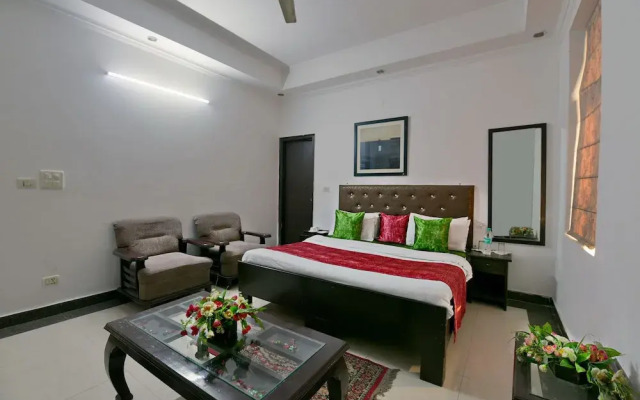 Diamond Stays By OYO Rooms
