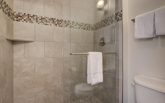 1633 Quicksilver Condo
