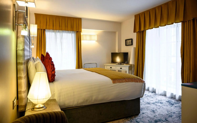 The House Hotel