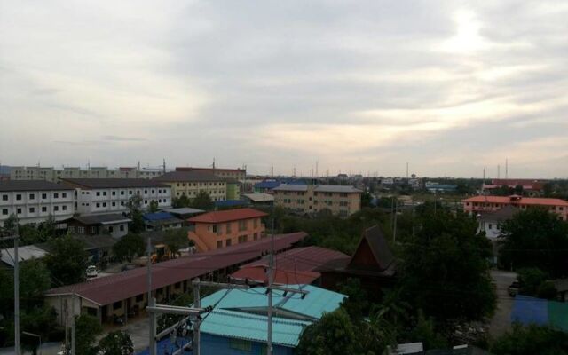 Apartment Baan Khun Mae