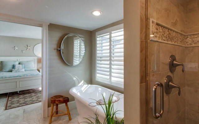 1206 Villamare Villas by RedAwning