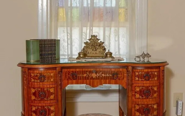 The Towers Bed & Breakfast