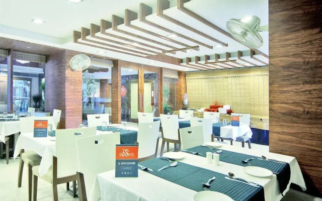 ZO Rooms Sayajigunj Kalaghoda Circle