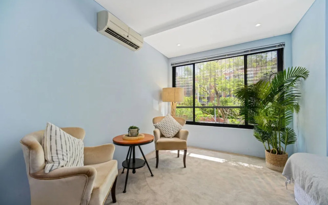 Terrace Living in the Heart of Sydney