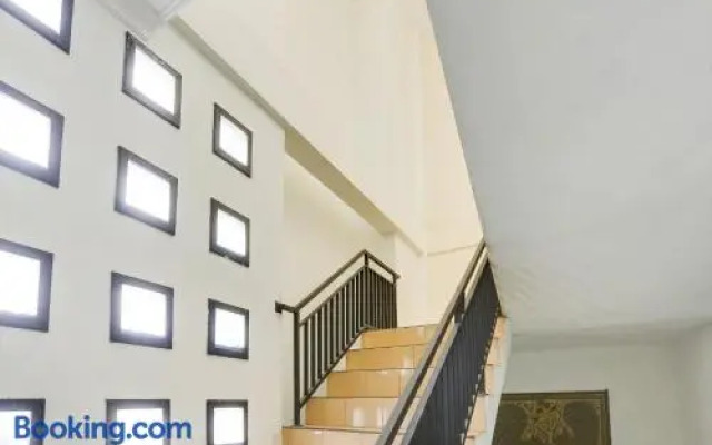 SPOT ON 91770 441 Pemuda Homestay