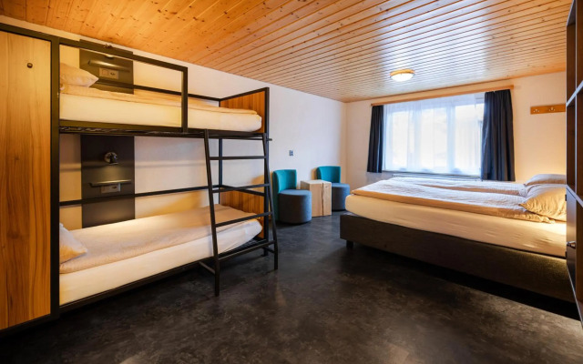 Eiger Lodge Easy