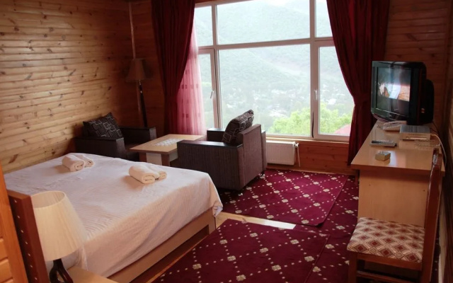 Kungut Hotel & Resort