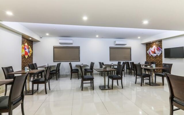 Magnus Square Business Hotel