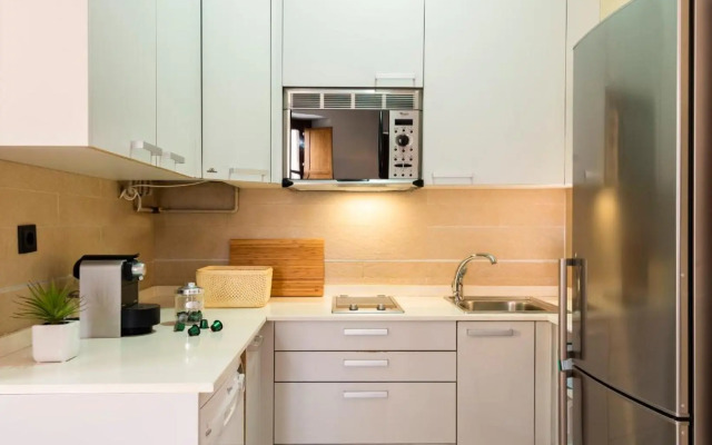 Cathedral Luxury Studio, Swimming Pool and Cathedral Views