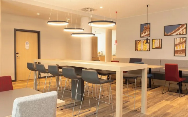 Holiday Inn Express Brussels Airport