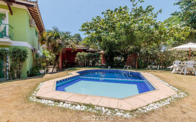 Apto com piscina prox da Praia de Araçaípe ADM0104