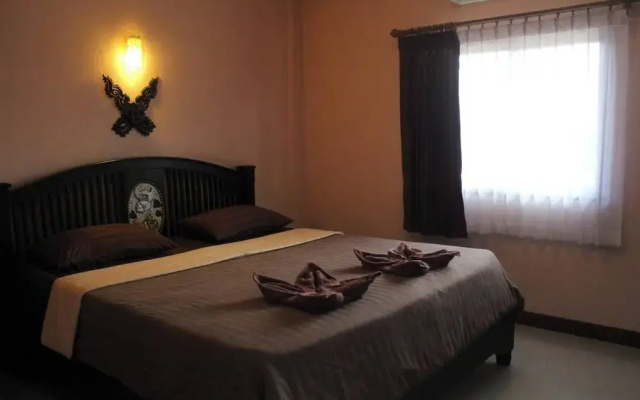 Sukhothai Grand Hotel and Landmark