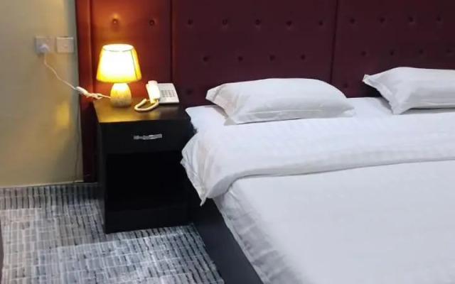 Desert Rose Hotel