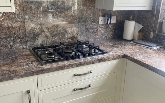 Glendale close - Huku Kwetu - 4 Bedroom