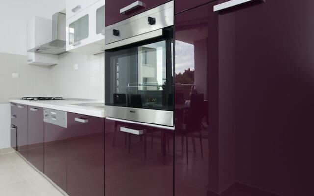 Apartment West