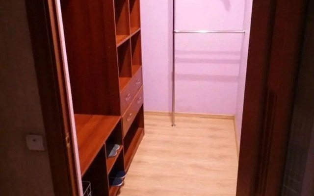 Апартаменты Снимай Смело на улице Бутина 78