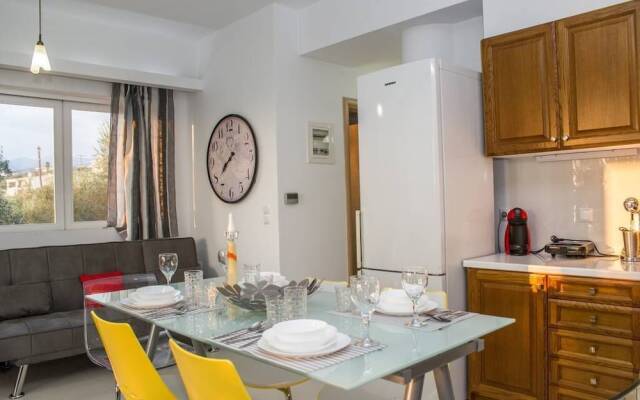 Nina's Villa, Cosy Seaview Retreat