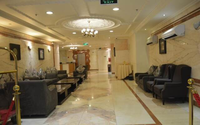 Shmoukh Hotel