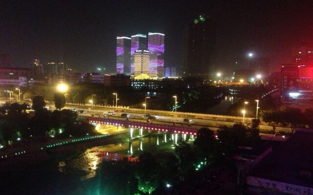 March Flower International Hotel