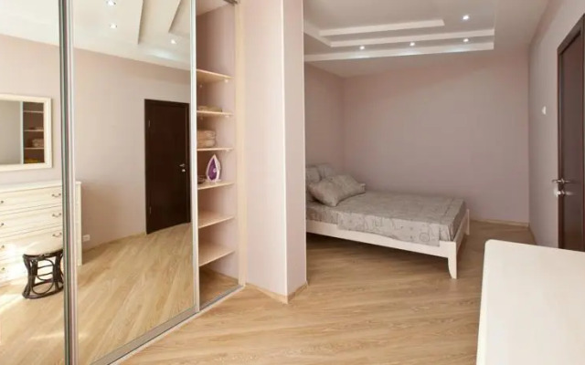 На Благодатной Улице