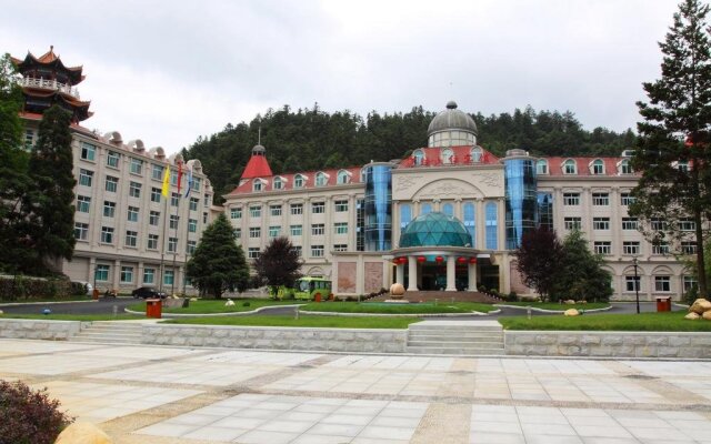 Yingshanhong Hotel