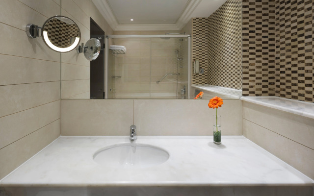 Crowne Plaza Jeddah by IHG