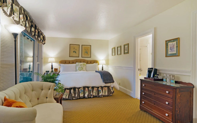 Babbling Brook Inn