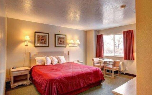 Cathedral Valley Inn