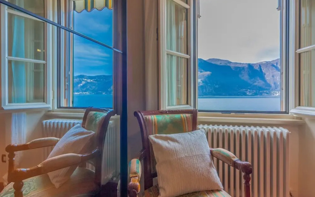 Aglaia Luxury Lake View