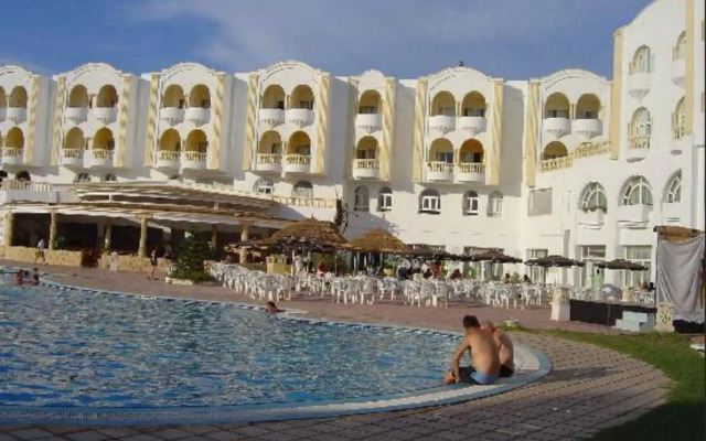 Majesty Golf Hotel