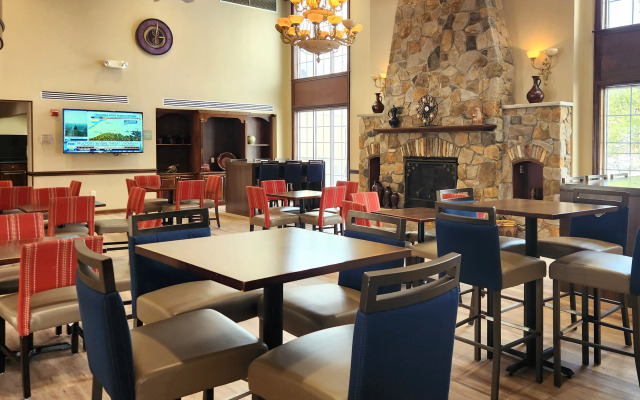 Comfort Inn & Suites Mount Pocono