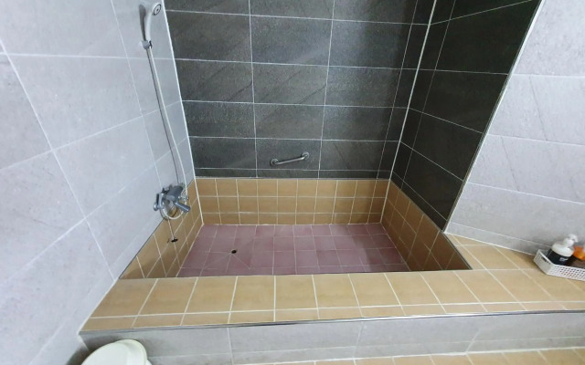 Kyungha Spa Hotel