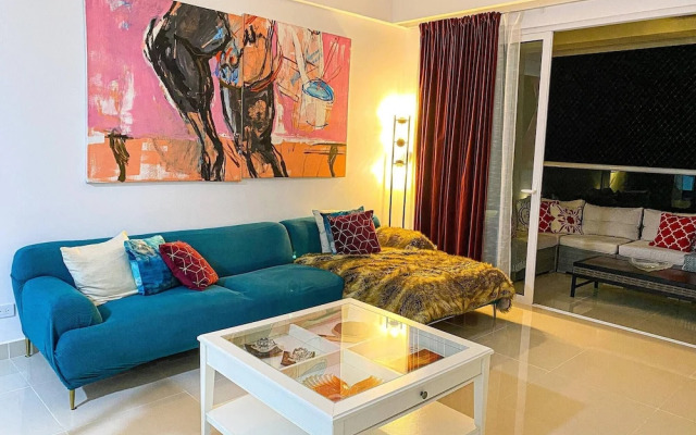 Spacious Apto With Spectacular Views Of The Beach